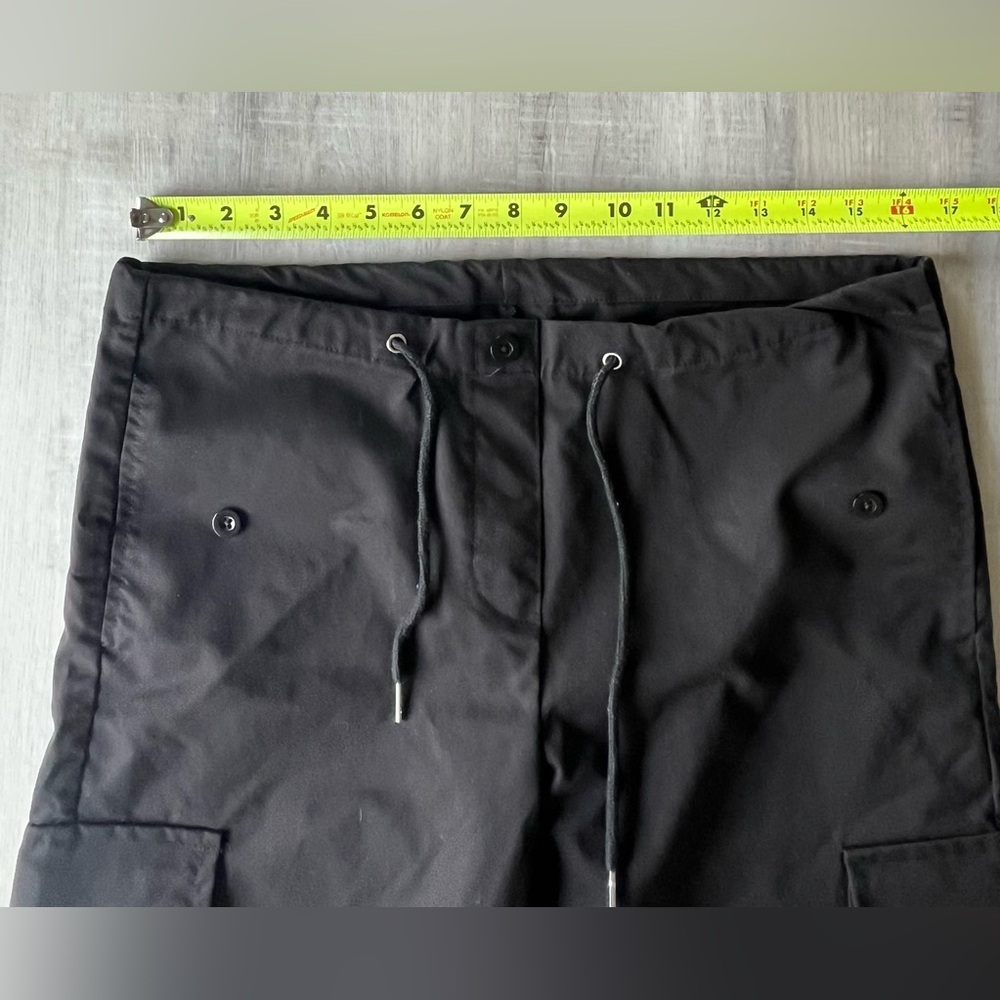 YAHUIUL Black Cargo/Parachute Baggy Low Waist Pants Size XS - Picture 6 of 8